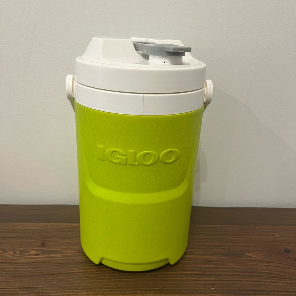 Igloo 1/2 Gallon Water Cooler Jug Green